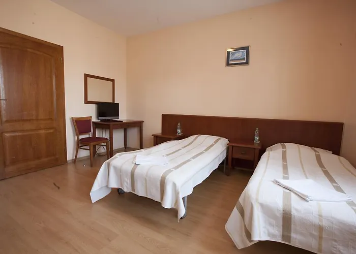 Guest house Enklawa 3*