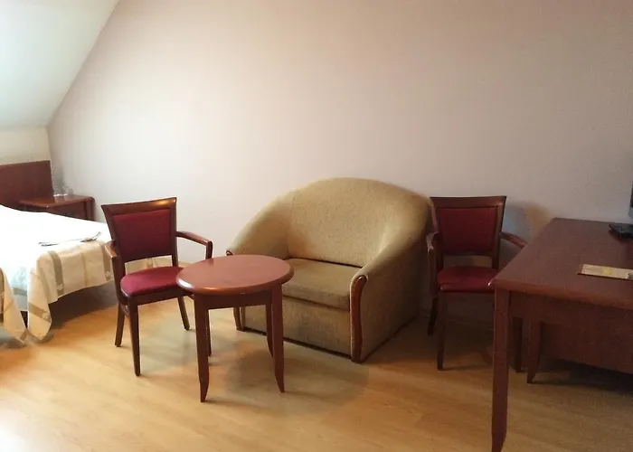 Guest house Enklawa 3*