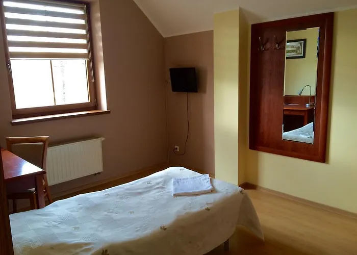 Guest house Enklawa 3*